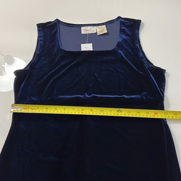 𝅺VINTAGE Kathie Lee New Dark Blue Velvet Dress NWT - Picture 9 of 11
